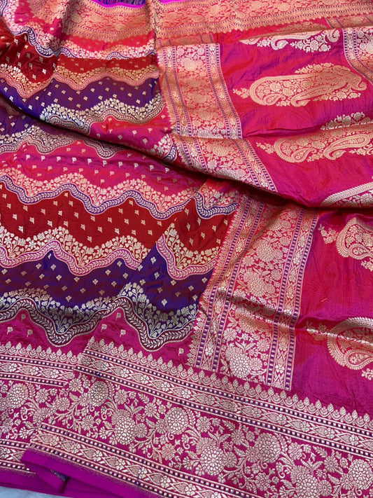 Magenta & Red Pure Katan Silk Banarasi Handloom Rungkaat Saree with Wavy Jaal